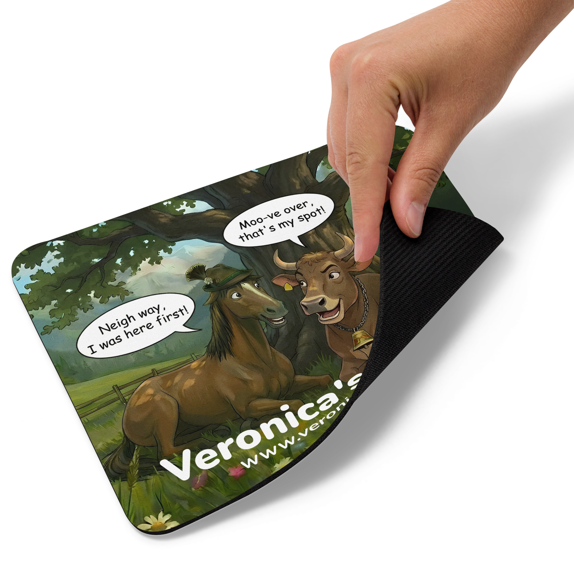 Veronica vs Otto – Desk Showdown - Image 3